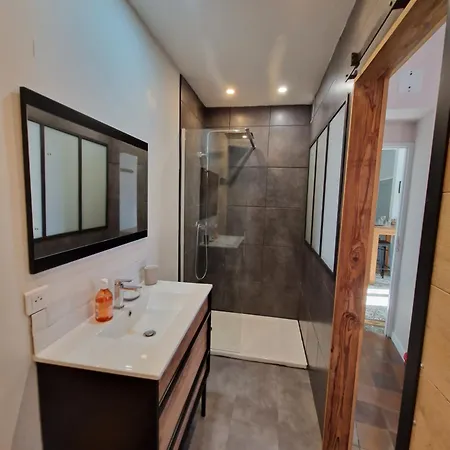 Chambre Double Avec Salon Chez L Habitant-Maison Llapasset Formiguères Exterior foto